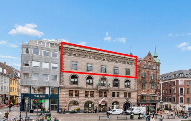 Gammeltorv 4 begge etager i et samlet lejemål