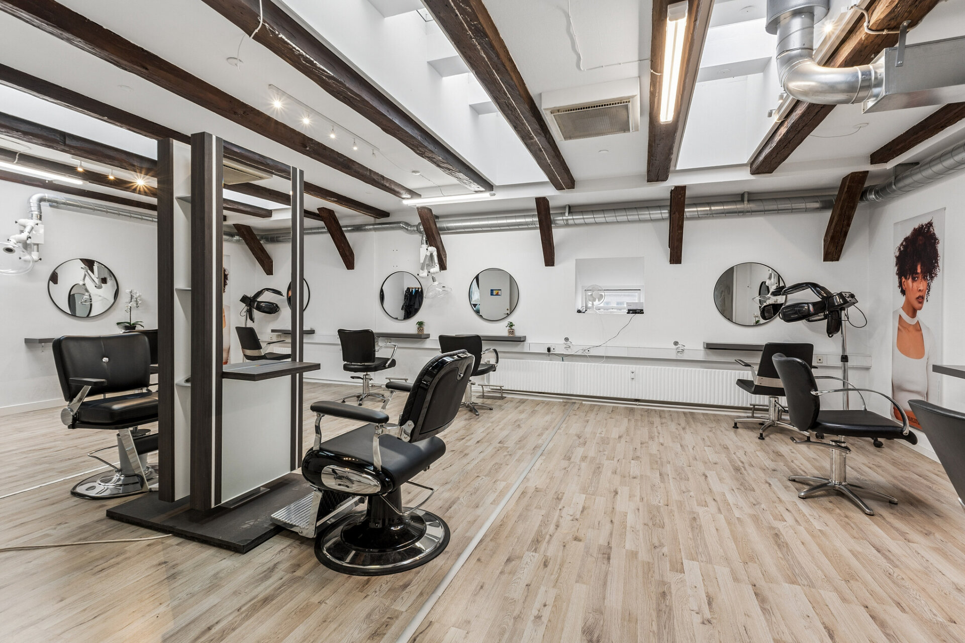Stort kontor 2.2, 4.sal, Gammeltorv 4, København K.
